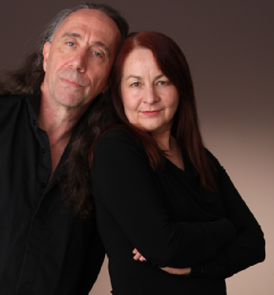 Sue Wallace; Steve Coupe; puppet masters; puppet master; puppeteer; puppeteers